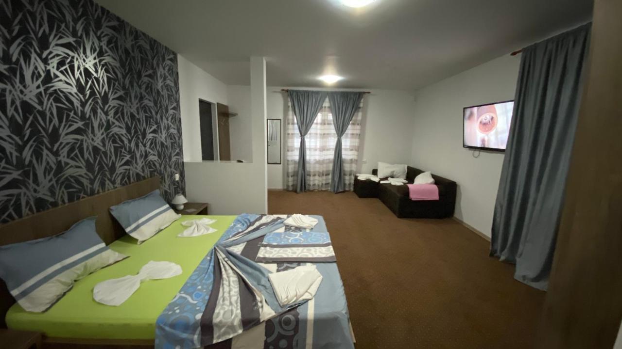 Casa Clau Cazare Orşova Exterior foto