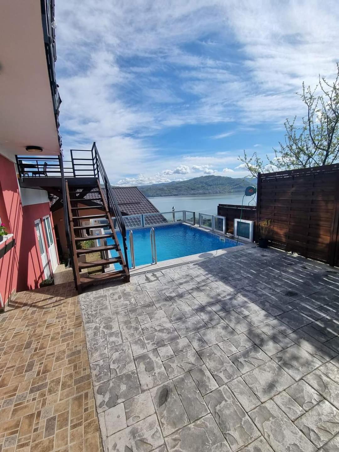 Casa Clau Cazare Orşova Exterior foto